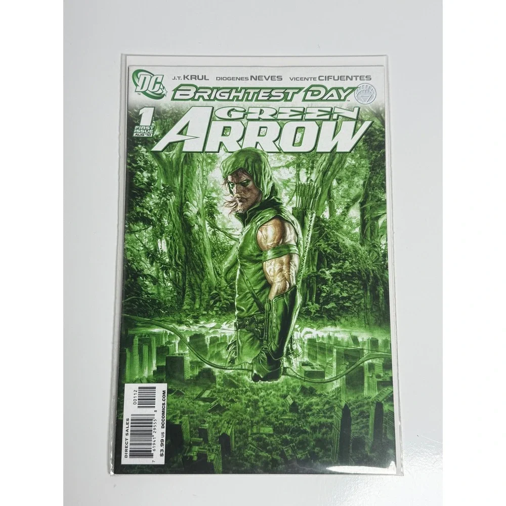 DC Green Arrow Brightest Day 1 First Issue Aug 2010 J.T. Krul Diogenes Neves‎